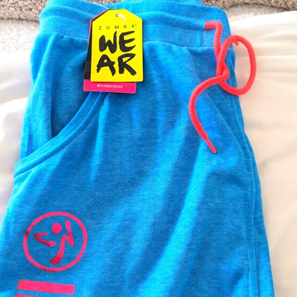 NWT Zumba instructor sweatpants Capri size M - Picture 4 of 8